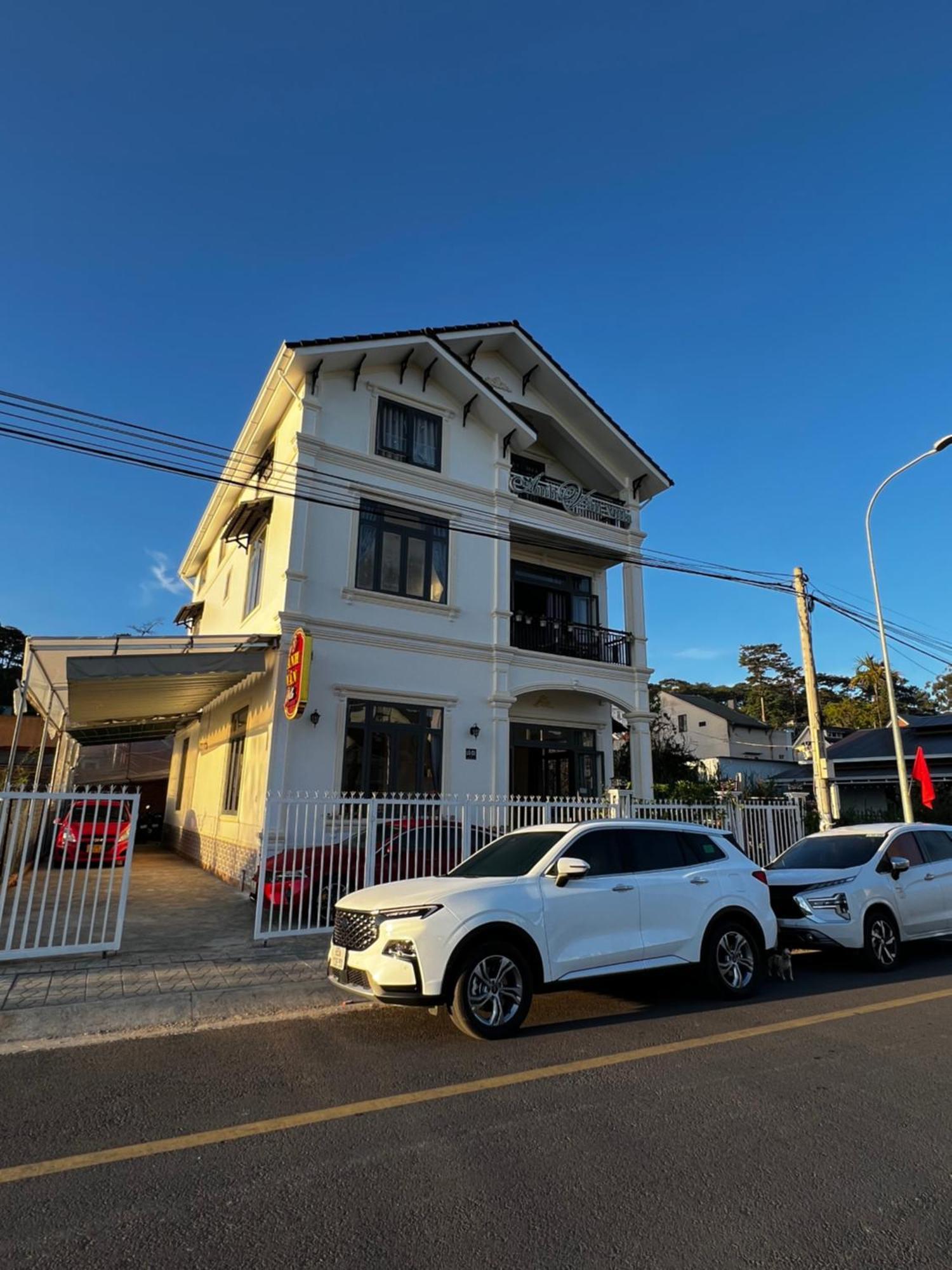 Anh Van Villa Hotel Далат Экстерьер фото